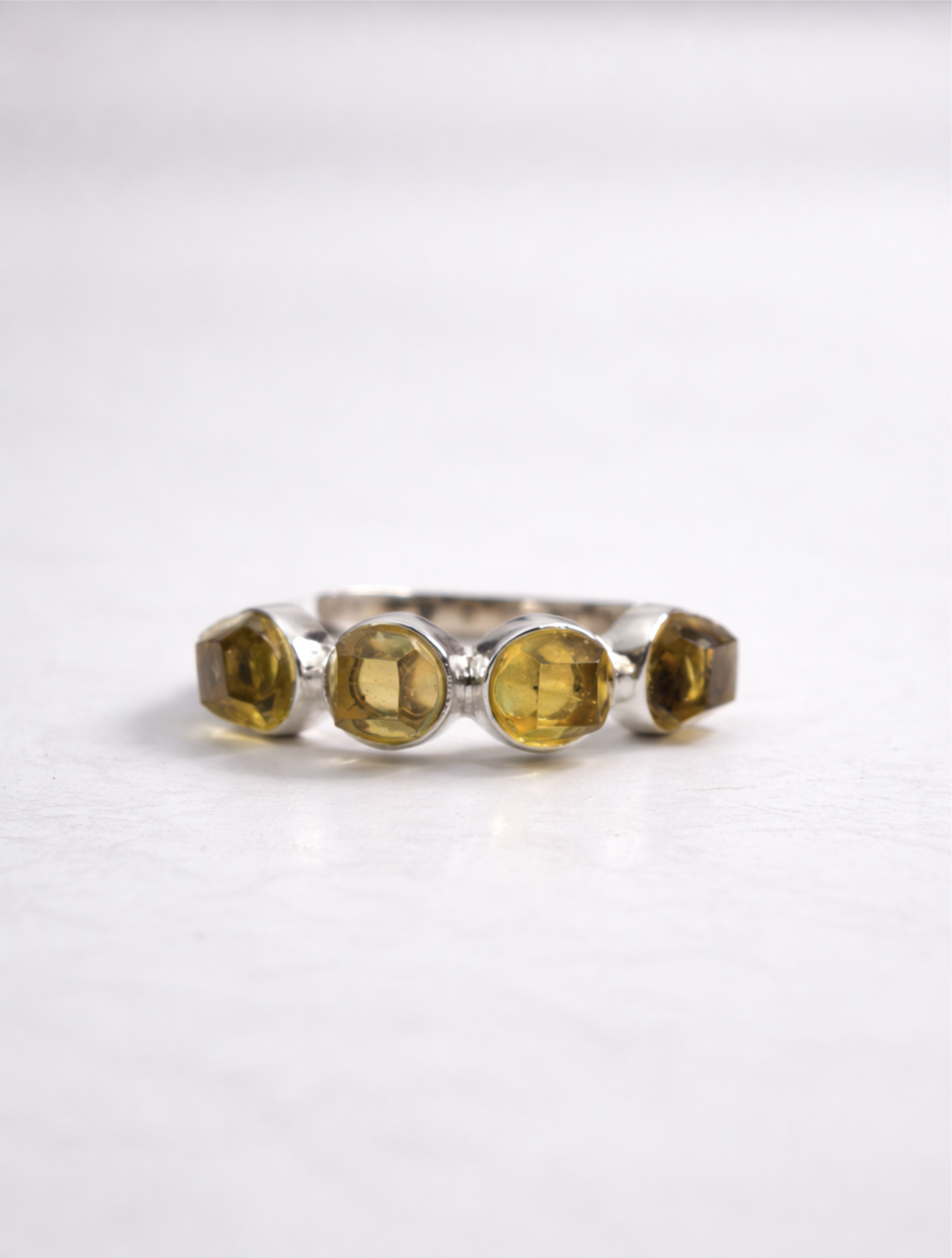 Anillo Montebello