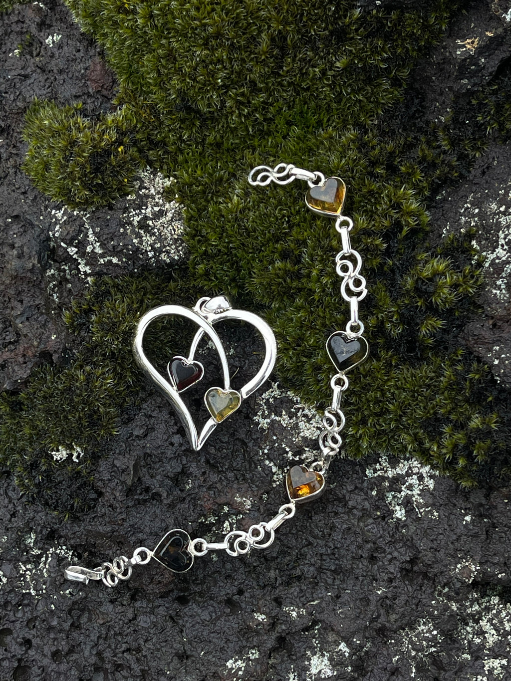 Pulsera Hjarta Íseld